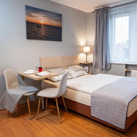Cetniewo Pokoje I Apartamenty Wladyslawowo Luaran gambar