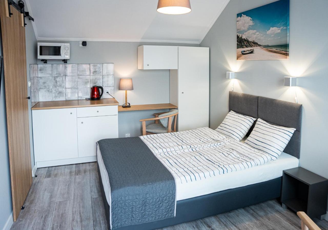 Cetniewo Pokoje I Apartamenty Wladyslawowo Luaran gambar