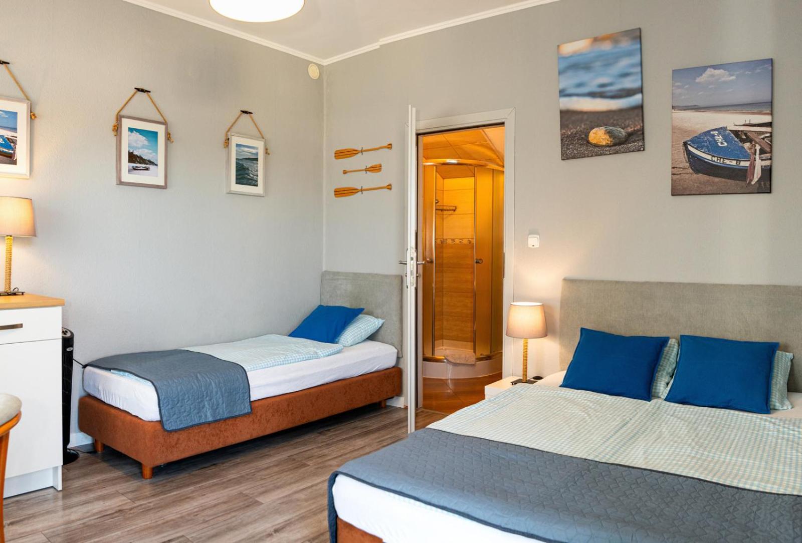 Cetniewo Pokoje I Apartamenty Wladyslawowo Luaran gambar