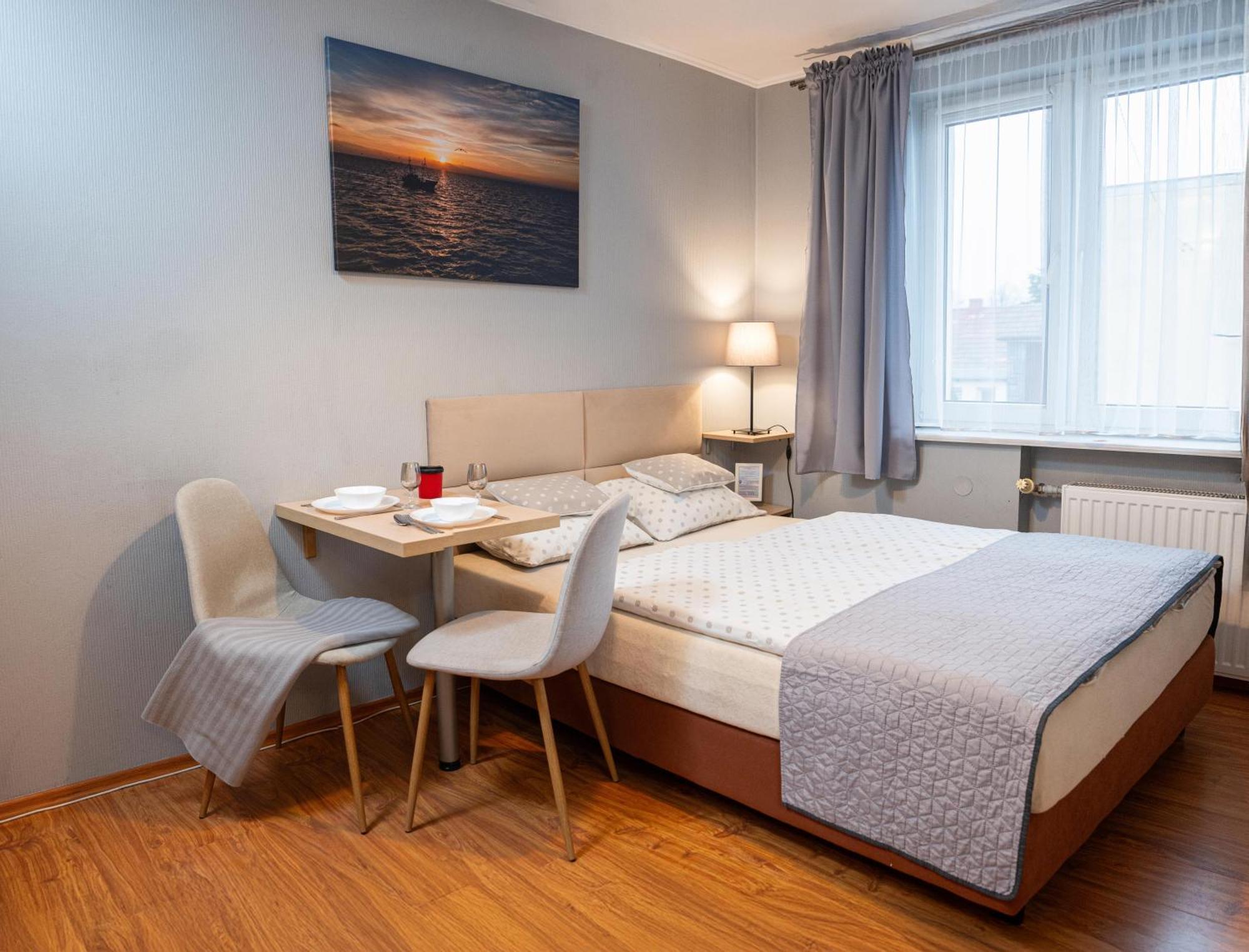Cetniewo Pokoje I Apartamenty Wladyslawowo Luaran gambar