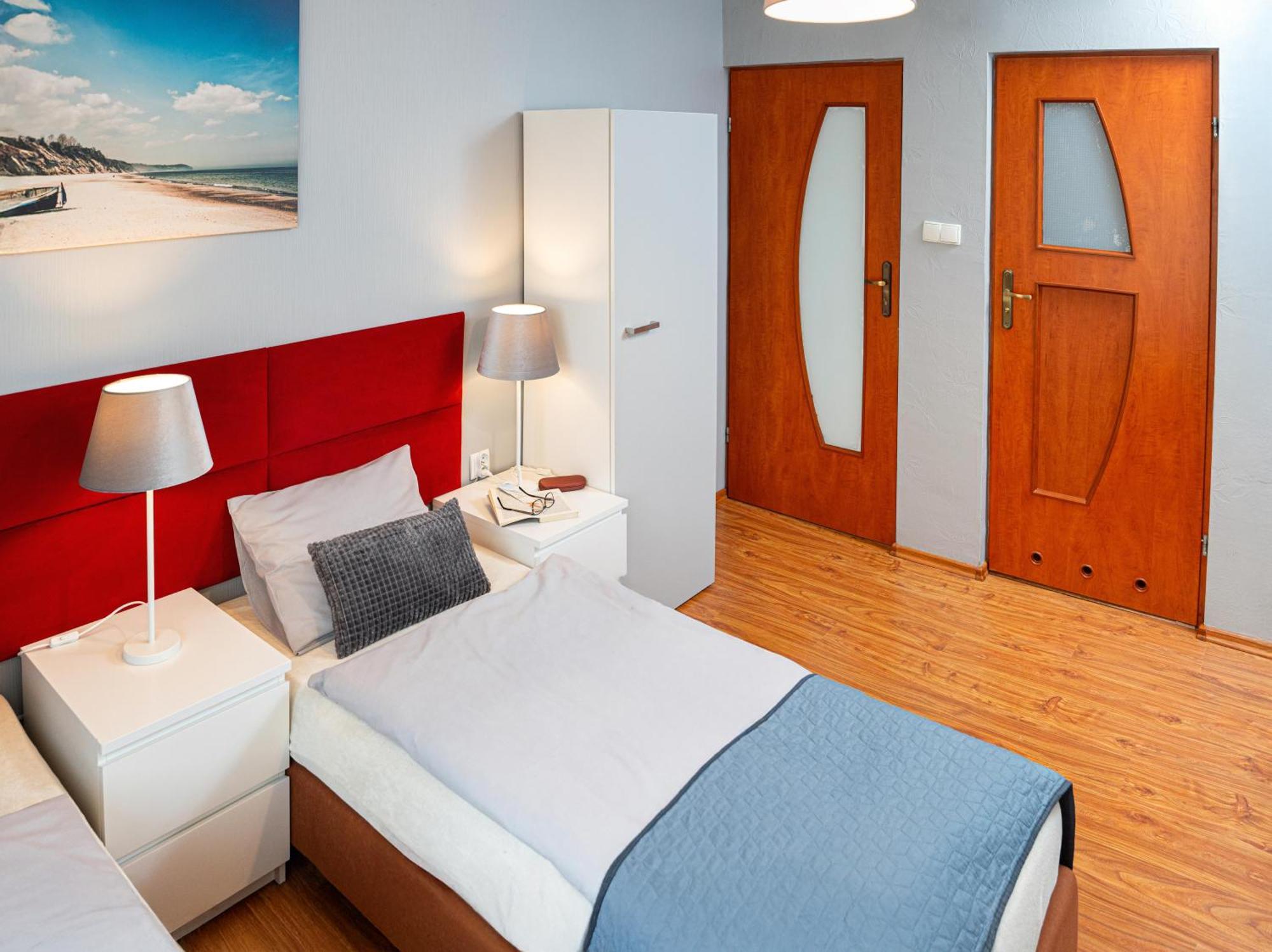 Cetniewo Pokoje I Apartamenty Wladyslawowo Luaran gambar