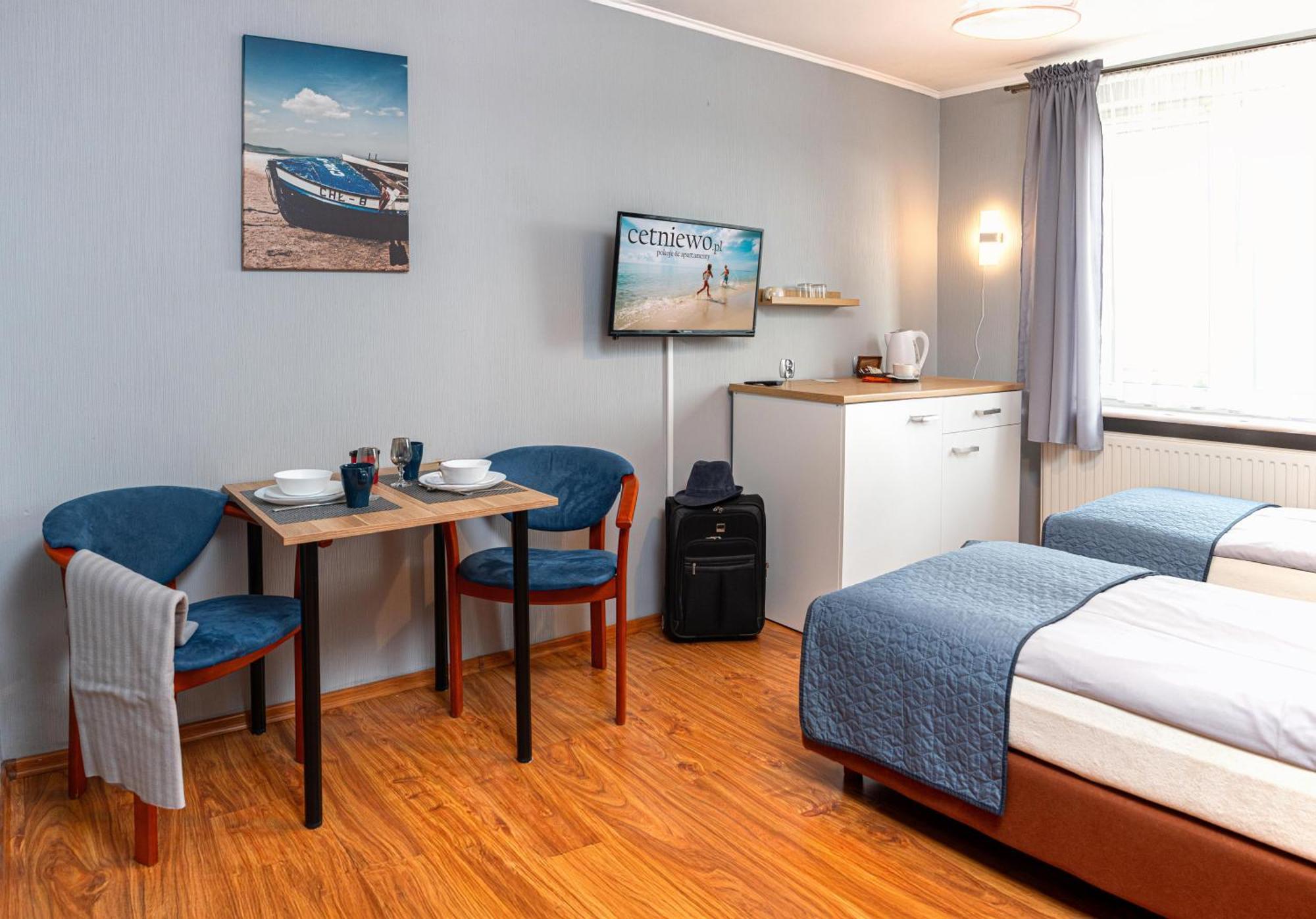 Cetniewo Pokoje I Apartamenty Wladyslawowo Luaran gambar