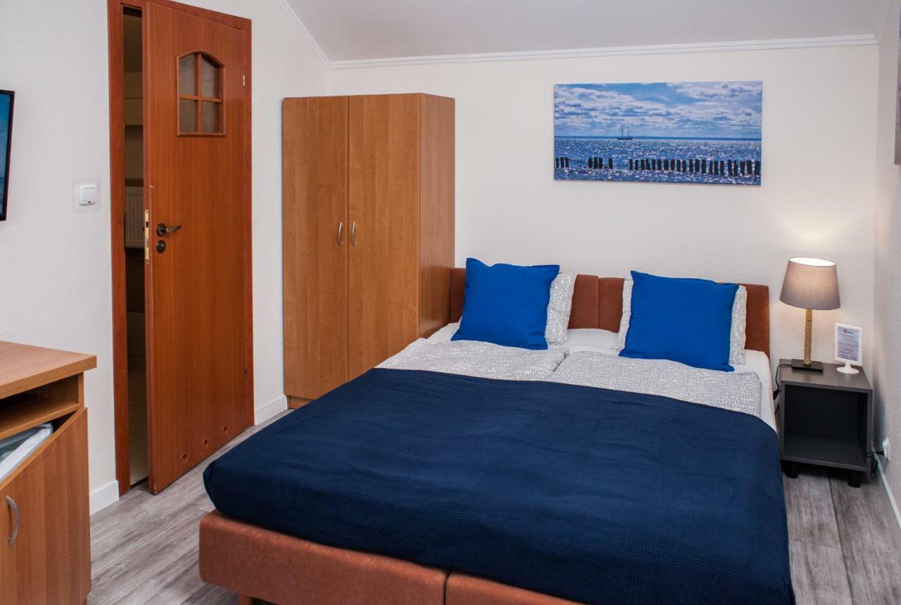 Cetniewo Pokoje I Apartamenty Wladyslawowo Luaran gambar
